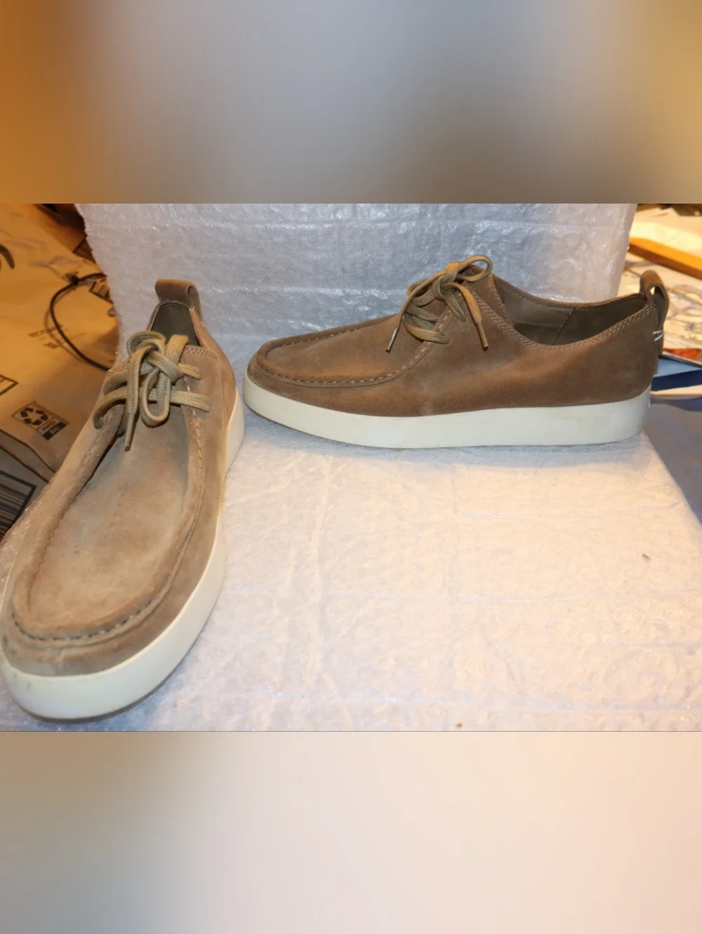 Everlane The Desert Shoes in a tan‎ suede color. Size 10 Mens